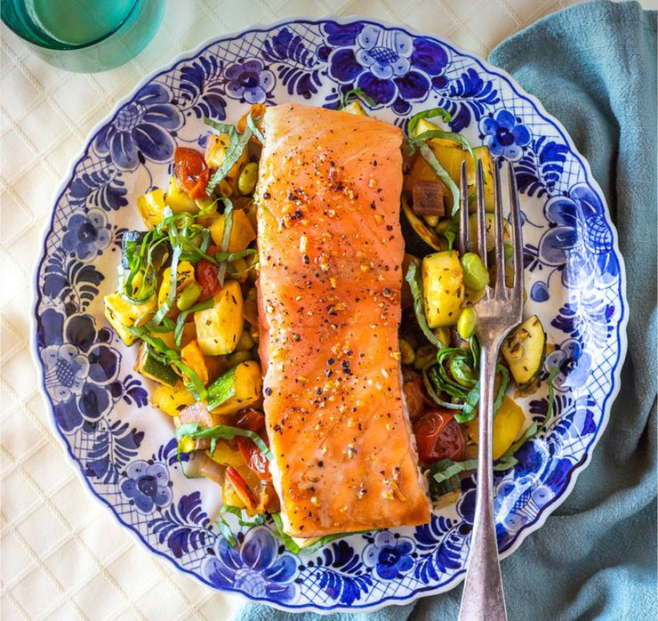 Grilled Salmon and Pesto Zoodles