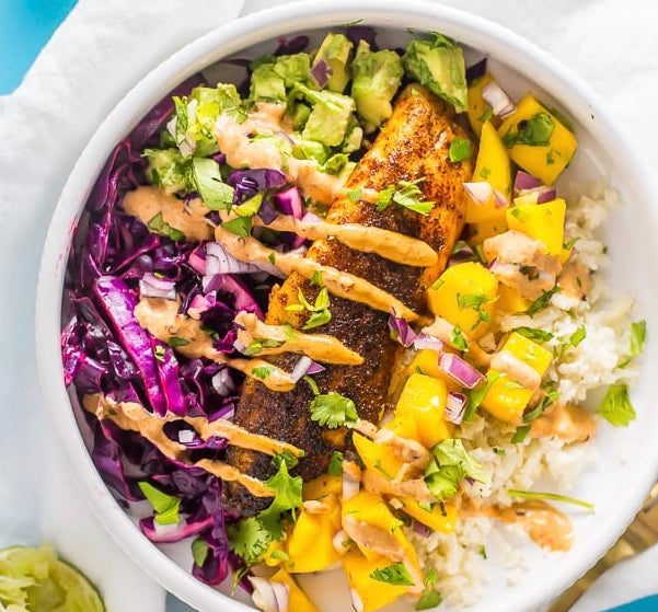 Grilled Salmon and Pesto Zoodles