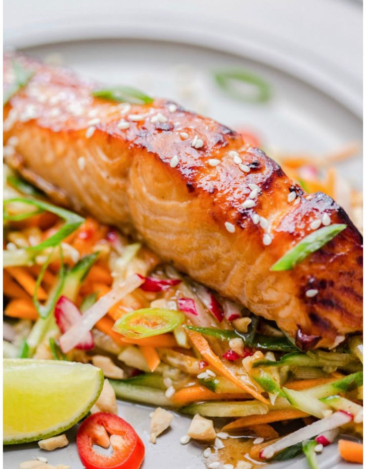 Grilled Salmon and Pesto Zoodles