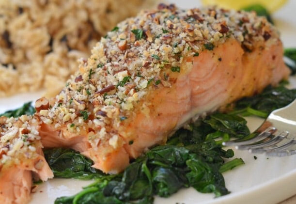 Grilled Salmon and Pesto Zoodles